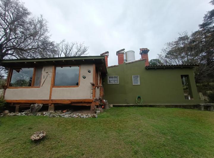 Casa · 170m² · 5 Ambientes · 2 Cocheras
