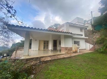 Casa · 183m² · 5 Ambientes · 1 Cochera · Casa en Venta 3 Dorm. con Pileta, Galería, Quincho - Rio Ceballos. Ñúporá.