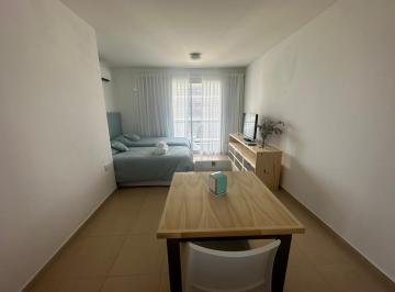 Departamento · 35m² · 1 Ambiente · Departamento en Alquiler con Muebles. 50 E/ 17 y 18