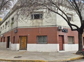 PH de 3 ambientes, La Paternal · Departamento Tipo PH, 3 Ambientes con Ventanales y Gran Terraza. Casi Sin Expensas!