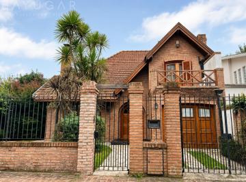 Casa · 240m² · 5 Ambientes · Venta de Casa en Ranelagh