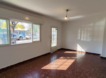 PH · 104m² · 3 Ambientes · 1 Cochera · PH en Villa Pueyrredón