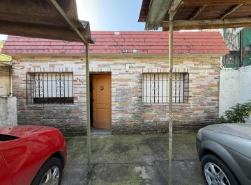 Casa · 109m² · 3 Ambientes · 2 Cocheras · Casa Tres Ambientes Venta en Hernandarias 2848 (Remedios de Escalada)