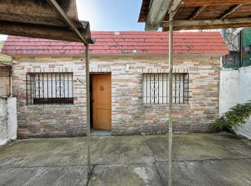 Casa · 109m² · 3 Ambientes · 2 Cocheras · Casa Tres Ambientes Venta en Hernandarias 2848 (Remedios de Escalada)
