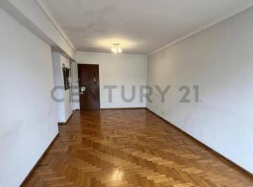 Departamento · 85m² · 3 Ambientes · 1 Cochera · Amplio 3 Ambientes con Cochera en Lo Mejor de Barracas