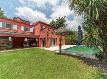 Casa · 320m² · 5 Ambientes · 2 Cocheras · Oportunidad/venta Casa 5 Amb San Isidro Labrador