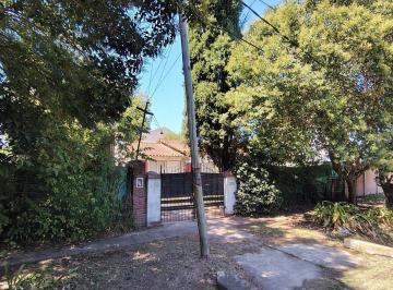 Casa · 90m² · 3 Ambientes · Casa con Importante Lote en Francisco Álvarez