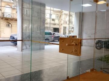 Departamento de 3 ambientes, Recoleta · Excepcional Departamento con Cochera Fija