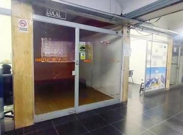 Local comercial · 10m² · 1 Ambiente · Local Comercial en Venta - 1 Baño - 10 m² - Once