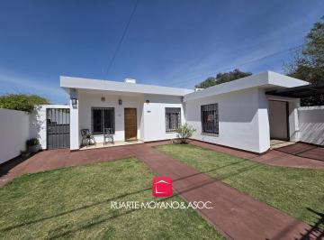 Casa · 516m² · 6 Ambientes · 2 Cocheras · Casa en Venta | 2 Dorm. | Bº Pellegrini