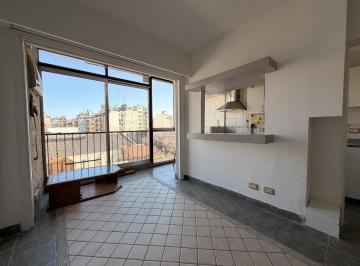 Departamento · 53m² · 3 Ambientes · Departamento de 3 Ambientes Refaccionado en Alquiler en Villa Crespo