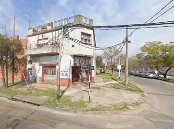 Terreno , Avellaneda · Galpon / Lote, y Local en Venta Importante Esquina