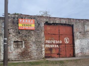 Terreno , Avellaneda · Galpon / Lote, y Local en Venta Importante Esquina