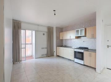 Departamento · 60m² · 4 Ambientes · Departamento 4 Ambientes en Venta en Parque Patricios - Balcón Corrido - Piso Alto con Vista Abierta