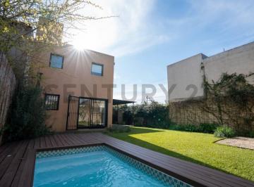 Casa · 100m² · 2 Dormitorios · 1 Cochera · Venta de Casa, City Bell