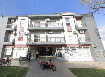 Frente edificio · Cochera en Barrio Ilolay