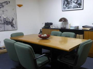 Oficina comercial · 89m² · 6 Ambientes · 2 Cocheras · Oficina Centrica - Ideal Turismo / Financiera
