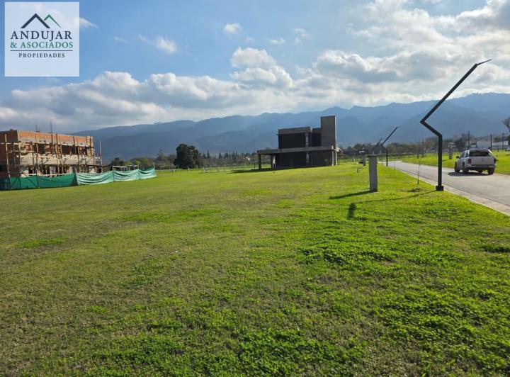 Terreno · 450m²