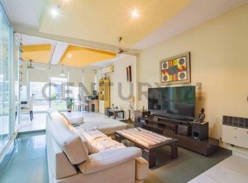 Casa · 225m² · 4 Ambientes · 2 Cocheras · Venta Casa de 3 Dorm. - Barrio Sur, Santa Fe