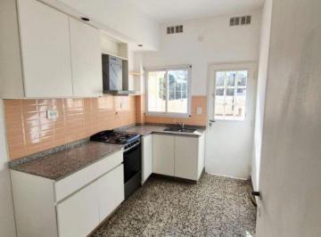 PH de 3 ambientes, Morón · PH 3 Ambientes en Alquiler – Beruti 165, Morón - Sin Expensas