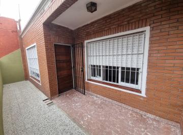 Departamento · 48m² · 3 Ambientes · Departamento en Alquiler en Lanús Este, Lanús, G. B. a. Zona Sur