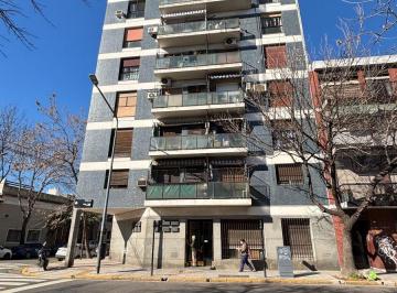 Departamento de 3 ambientes, Barracas · Venta 3 Ambientes Barracas Al Frente con Balcón a Reciclar Oportunidad Se Escuchan Ofertas