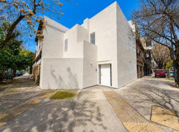 Casa · 110m² · 3 Ambientes · Venta Casa Parque Chas Tres Ambientes con Patio y Terraza