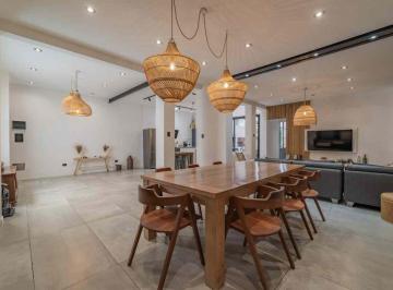 Casa · 177m² · 5 Ambientes · 1 Cochera · Casa Venta Barracas 5 Amb Jardin Parrilla Terraza