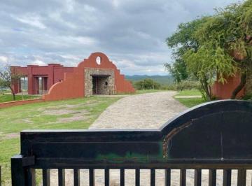 be2cbc4d-2a46-46ea-b550-1289bfbb294e-2.jpeg · Venta Lote Terreno en Campos de San Nicolas 4100 m²