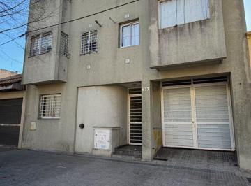 Departamento de 3 ambientes, La Plata · Departamento Tipo Duplex en Edificio de Dos Dorm. en Alquiler.