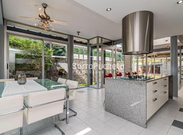 Casa · 298m² · 5 Ambientes · Venta Casa 4 Ambientes con Playroom Parque y Jacuzzi Exterior en Haedo Sur