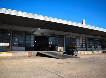 Bodega-Galpón · 1943m² · Depósito Industrial con Oficinas en Alquiler