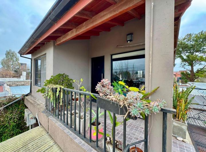 Casa · 80m² · 3 Ambientes · 1 Cochera