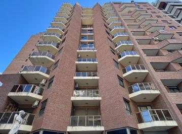 Departamento · 90m² · Alquilo Departamento de 2 Dorm. Ubicado en Parana 670 en Nueva Cordoba