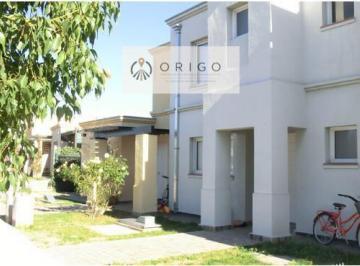 Casa · 180m² · 5 Ambientes · 2 Cocheras · Duplex El Torreon