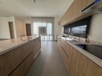 Casa · 150m² · 4 Ambientes · 2 Cocheras · Casa en Alquiler de Tres Dorm. en Villalobos, Pueblos del Plata