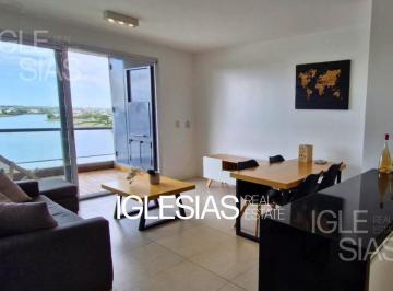 Living Comedor · Departamento en Venta y Alquiler en Islas del Golf, Nordelta
