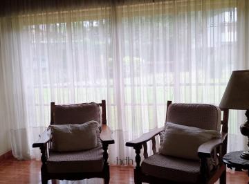 Casa · 347m² · 10 Ambientes · 2 Cocheras · Casa Venta 4 Dorm. 3 Baños Cochera Cubierta 1336 m² de Lote