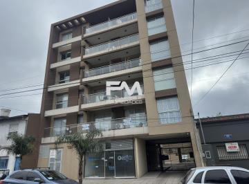 Departamento · 68m² · 3 Ambientes · 1 Cochera · Departamento en Venta - 3 Ambientes Moreno Centro