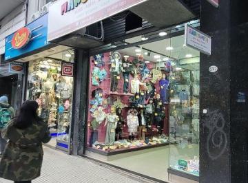 Local comercial , Balvanera · Local Venta con Renta Av Corrientes - Once