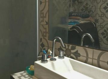 Departamento · 68m² · 4 Ambientes · Departamento en Venta - 3 Dorm. 1 Baño - 82 m - Parque Chacabuco