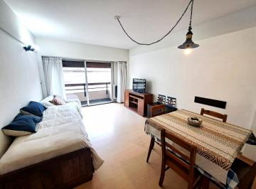 Departamento · 50m² · 2 Ambientes · Alq. 24 - 2 Amb con Balcon - Amoblado - Mdp