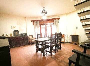 Casa de 9 ambientes, Córdoba · Excelente Casa Alta Córdoba