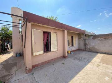 Casa · 91m² · 3 Ambientes · 1 Cochera · Casa en Rosanna Falasca 1725