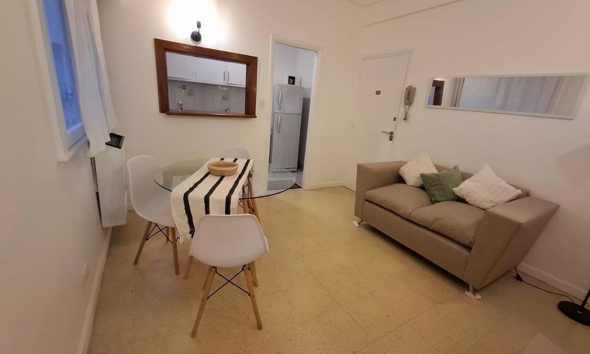 Dos ambientes interno - amoblado Y decorado