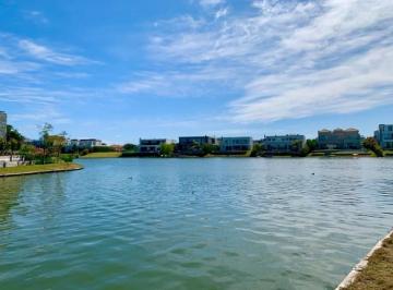 Terreno · 941m² · Terreno - Lote en Venta Al Lago Central en Lagos del Golf, Nordelta!