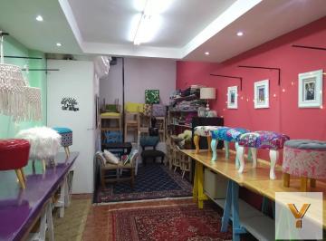Local comercial · 45m² · 3 Ambientes · Local en Venta - 3 Ambientes - 45 m² - Flores