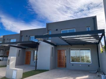 Casa de 6 ambientes, Córdoba · Alquilo Manatiales 1 Duplex 3 Dormi 3 Baños 2 Cocheras