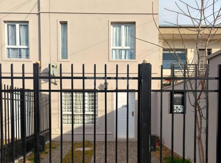 Casa · 73m² · 3 Ambientes
