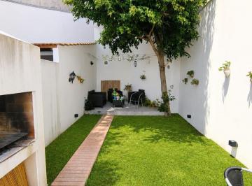 PH · 116m² · 5 Ambientes · 1 Cochera · PH Triplex 5 Ambientes con Garage Jardín Parrilla
